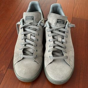 Men’s gray 8.5 Stan Smith Adidas sneakers